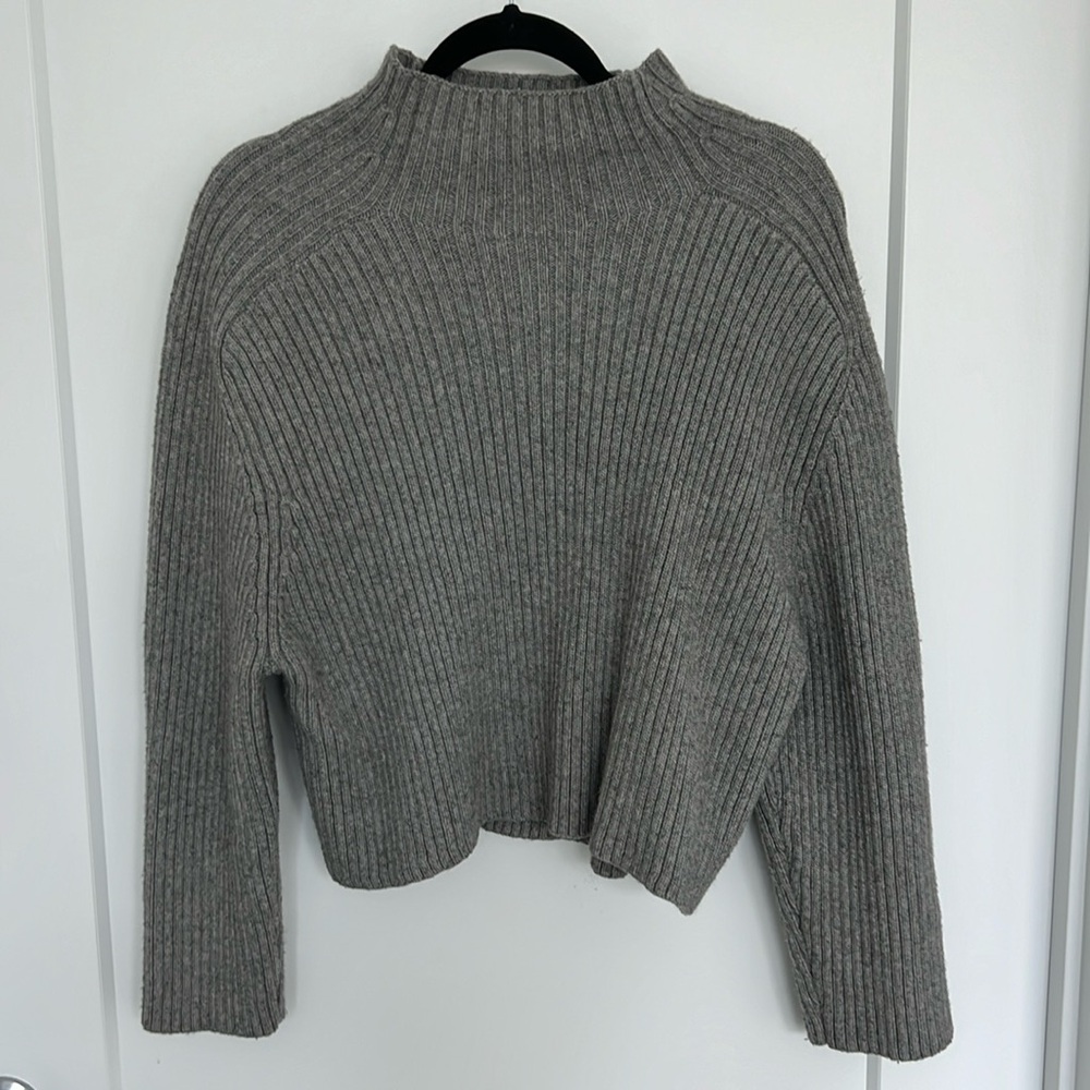 Gray Ribbed Sweater